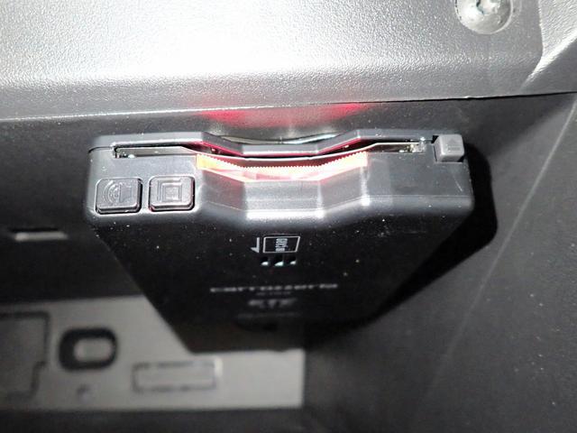 0201999A30260616W00106.jpg