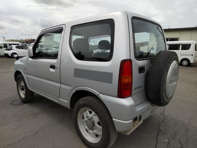 26272439_carP_l_10.jpg