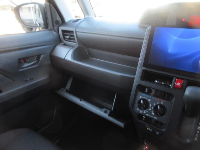 0700145A30260916W00115.jpg