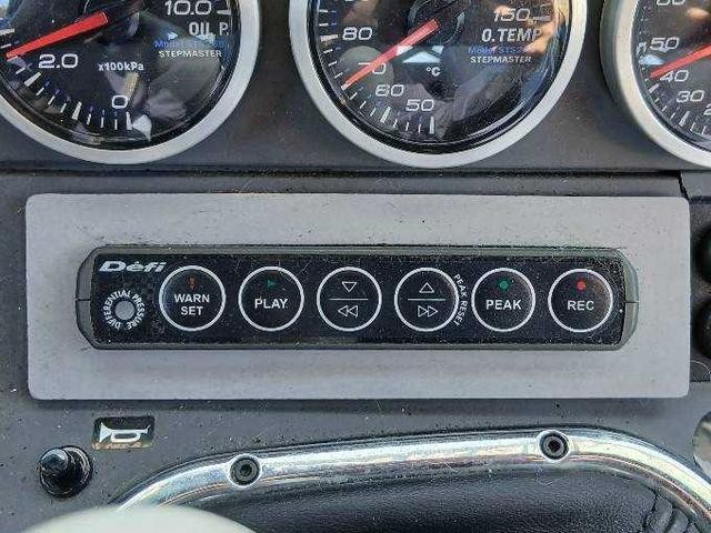 0510824A30261017W00517.jpg