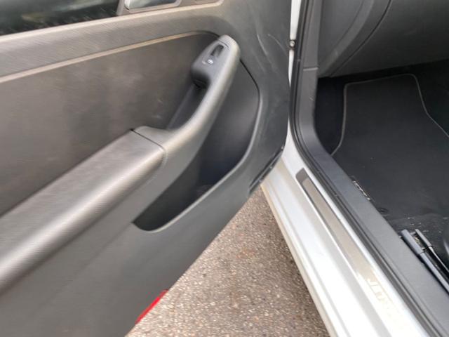 b92ae9fef502a17eeade811425bcd544.jpeg