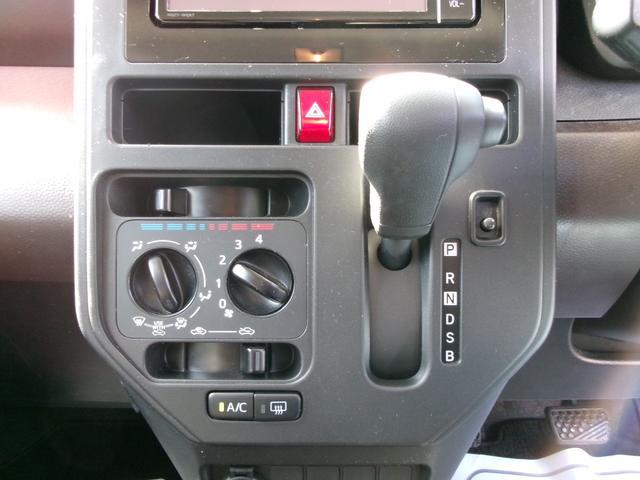 0500020A30260309W00110.jpg