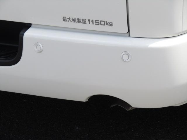 0506241A30260810W00318.jpg
