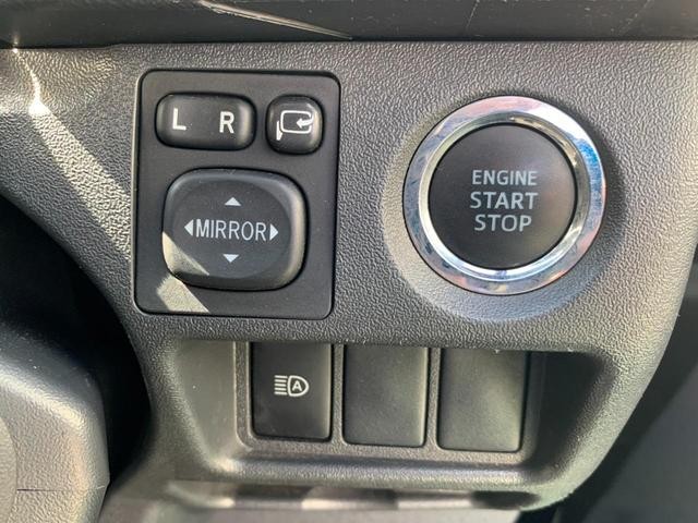 0500054A30260518W00215.jpg