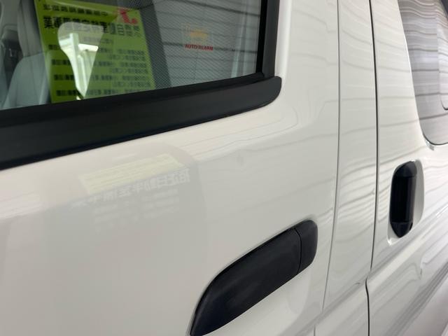 25112697_carP_l_20.jpg