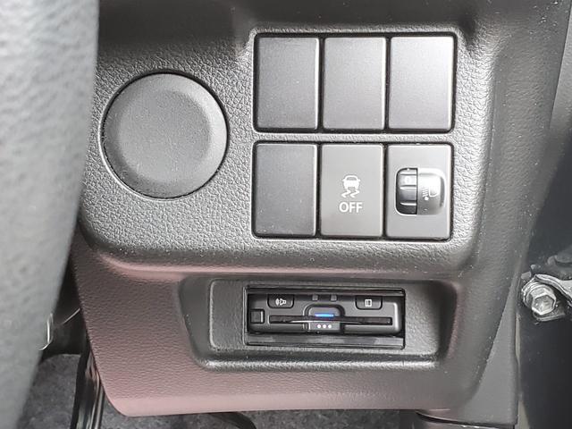 0208323A30260519W00217.jpg