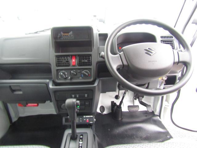 0510272A30260507W01714.jpg