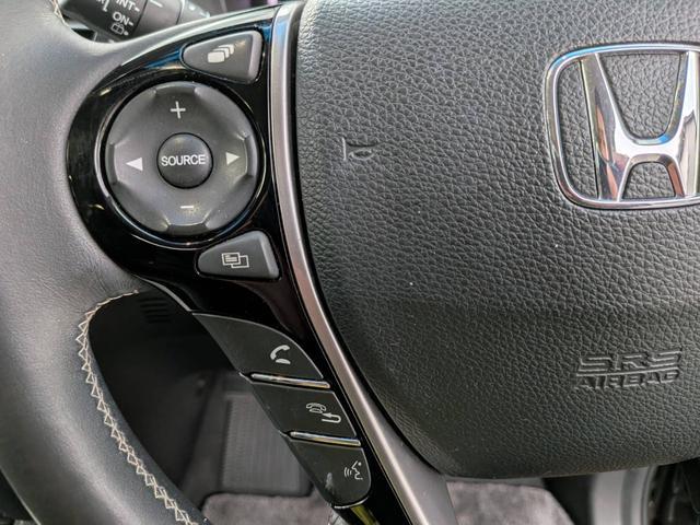 0541751A30260514W00205.jpg