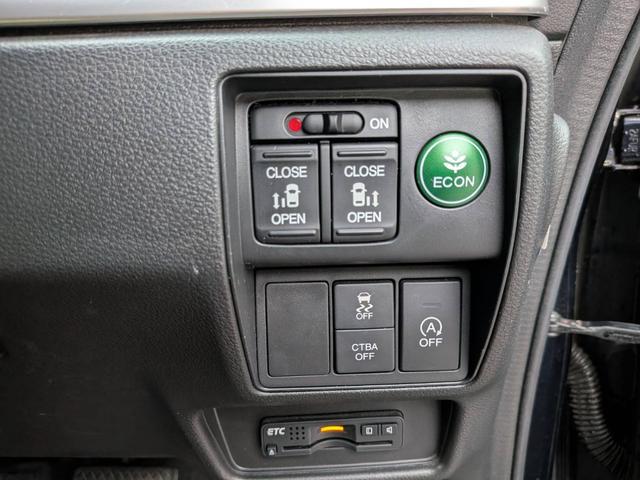 0541751A30260514W00208.jpg