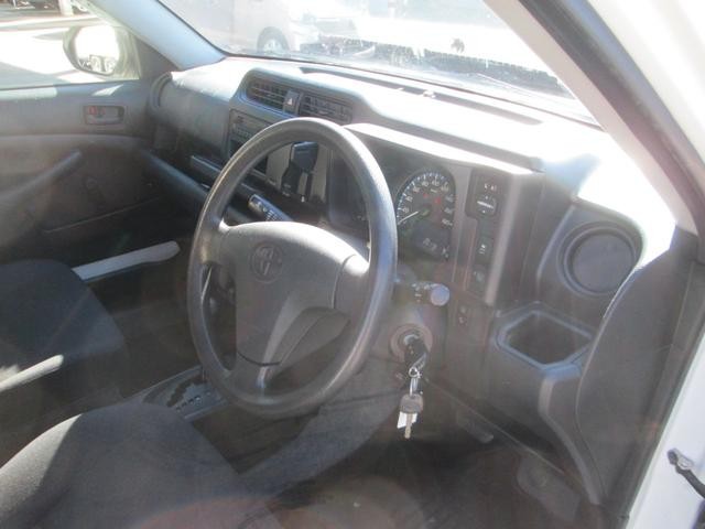 0550673A30260203W00111.jpg