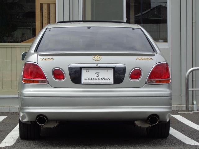 0903753A30260810W00117.jpg