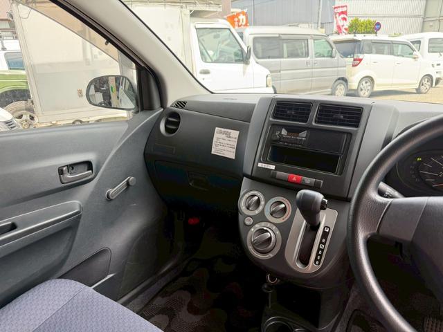 0551096A30260507W00103.jpg