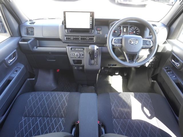0580569A30261002W00401.jpg