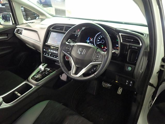 0201190A30260829W00216.jpg