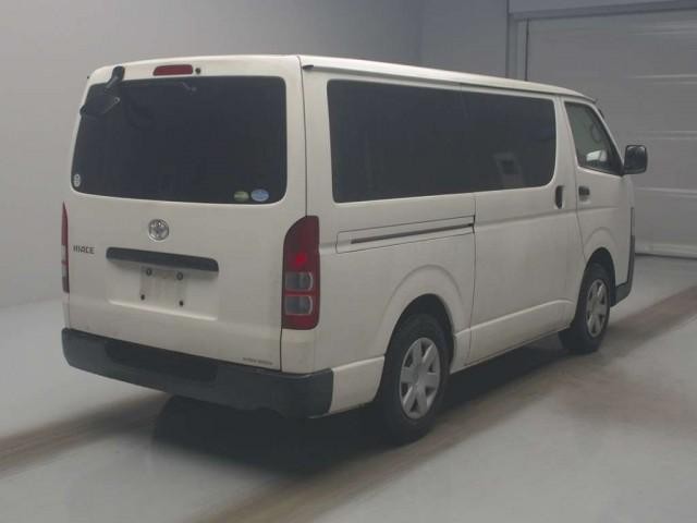 27011940_carP_l_3.jpg