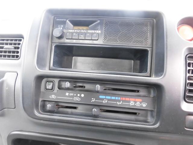 0402265A20260416W00303.jpg