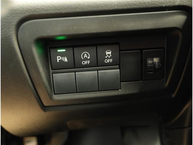 0202274A30260805W00609.jpg