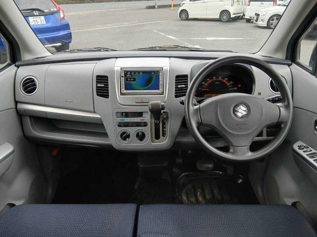 0520460A30260901W00104.jpg