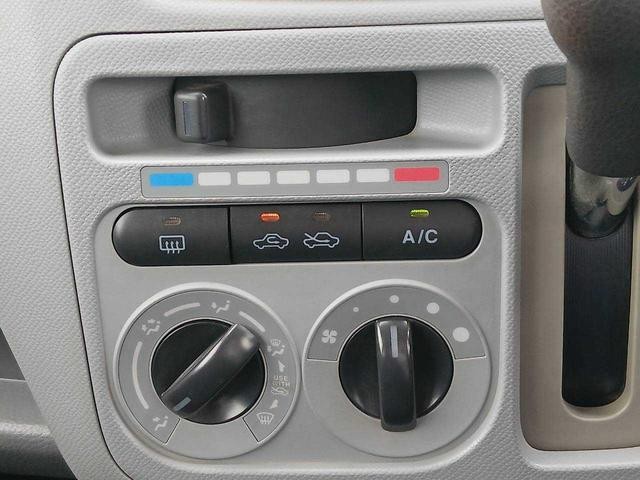 0520460A30260901W00111.jpg