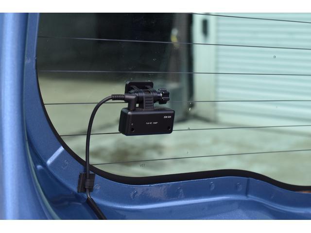 0560572A30260504W00118.jpg