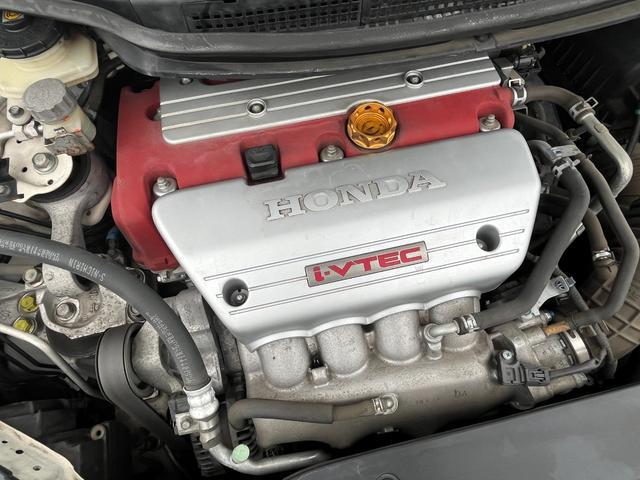 0541143A30260405W00113.jpg