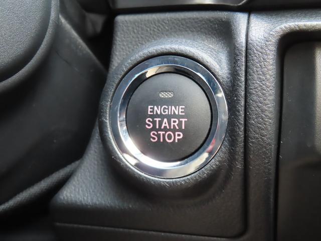 0541379A30260421W00307.jpg