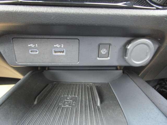 0200772A20260521E00215.jpg