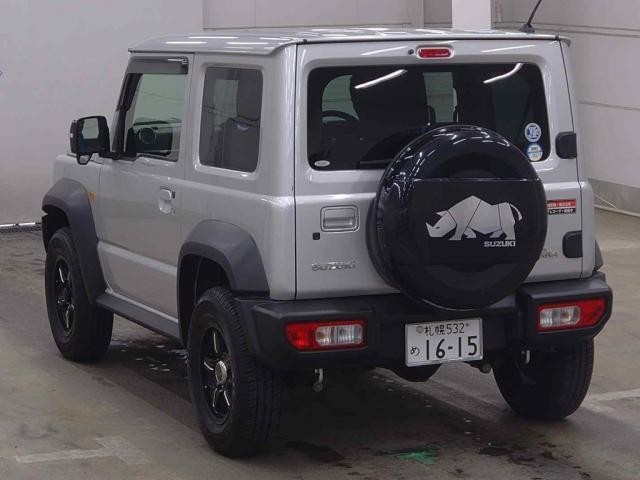 25983877_carP_l_3.jpg