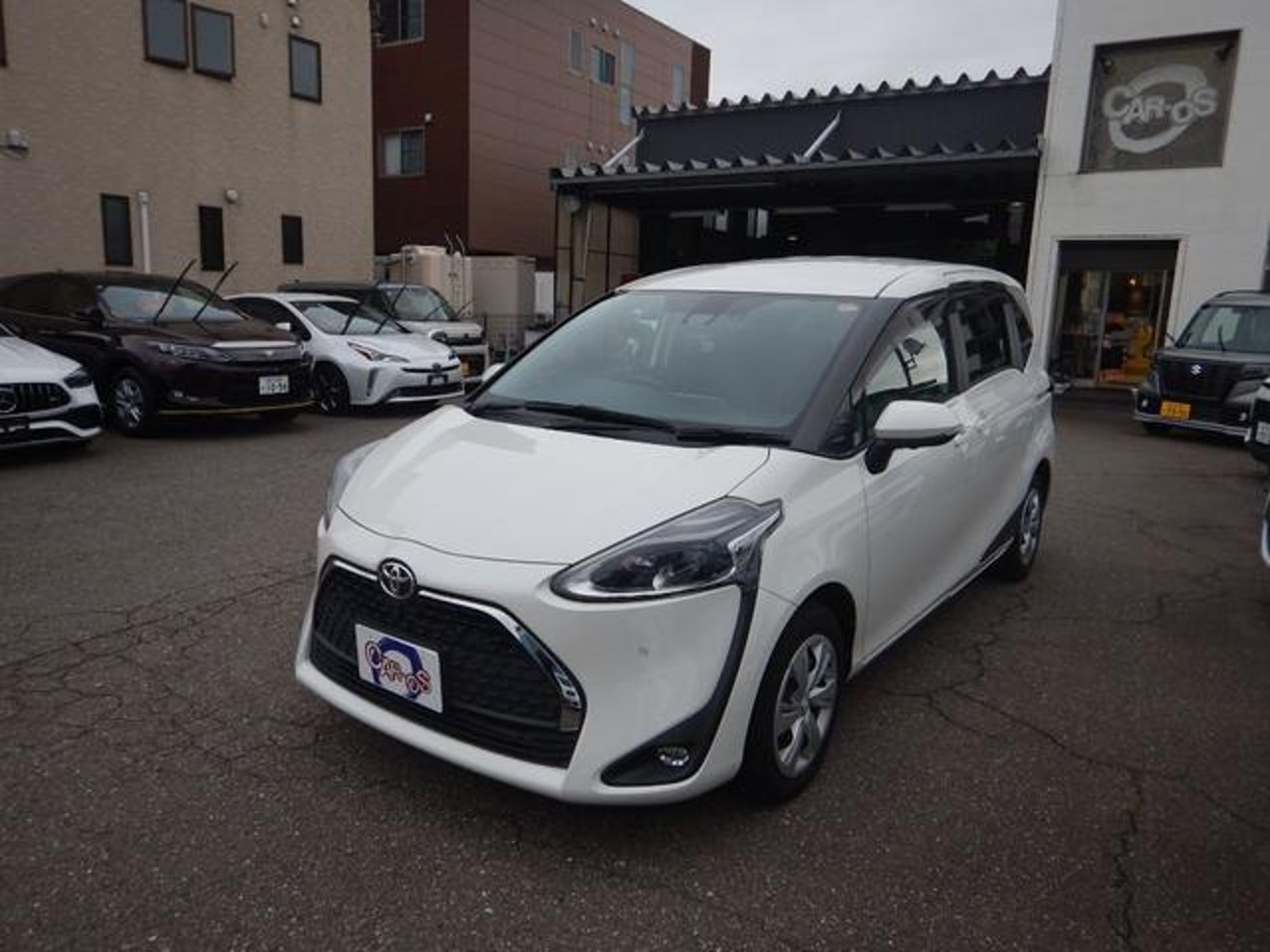 2020 Toyota Sienta Standard for sale in Kenya