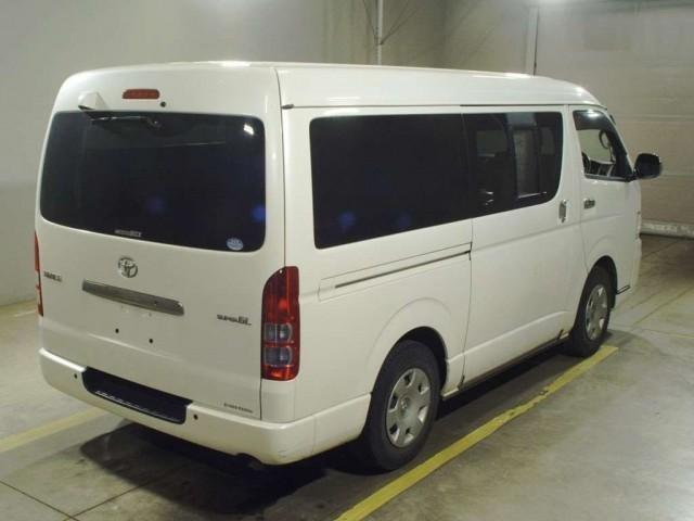 27012409_carP_l_3.jpg