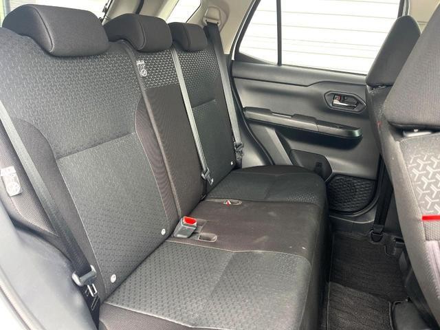 26622515_carP_l_5.jpg