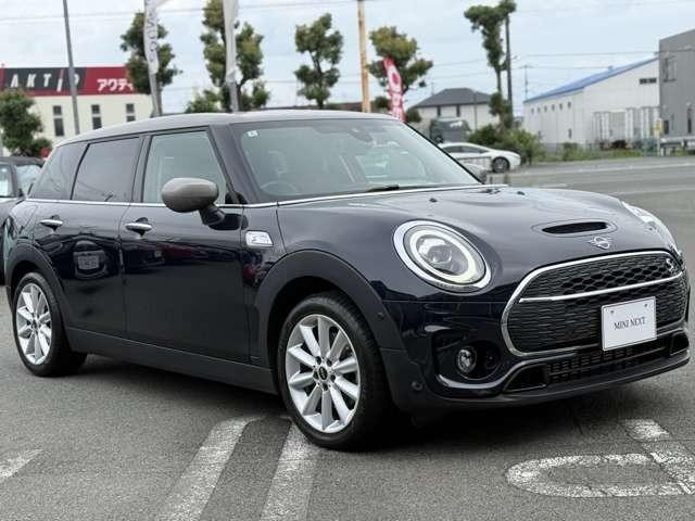 25076422_carP_l_16.jpg