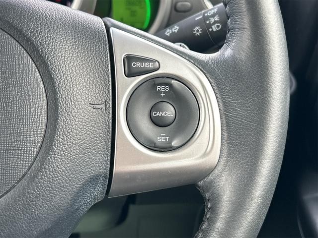 0403499A30261027W00910.jpg