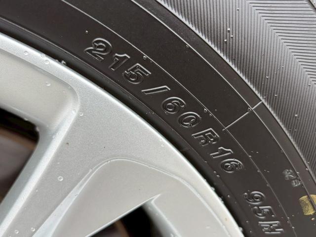 1000819A30260421W00114.jpg