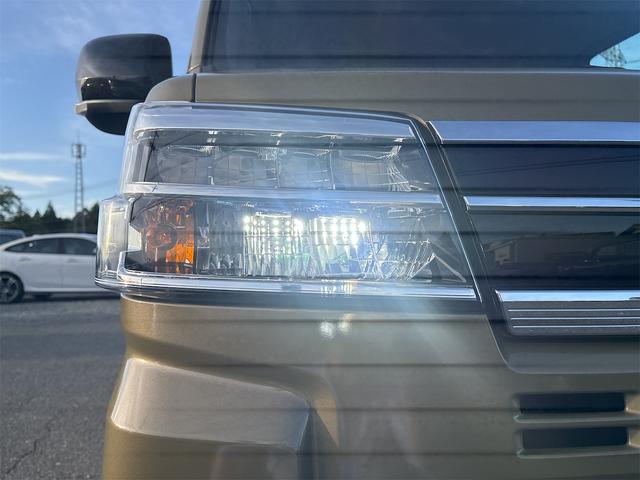 0201183A30260521W00210.jpg