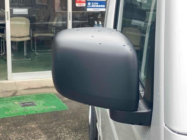 1101367A30260304W00111.jpg