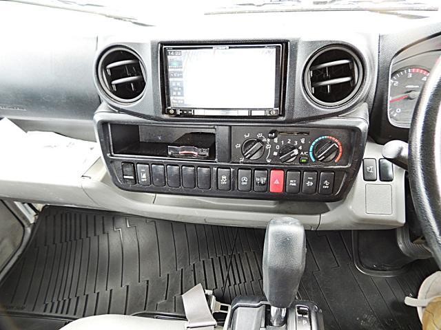 26252589_carP_l_10.jpg