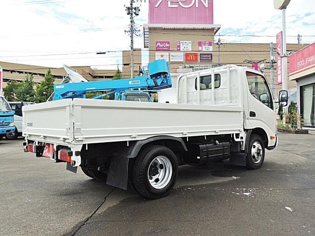 26252589_carP_l_7.jpg