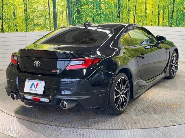26378761_carP_l_12.jpg