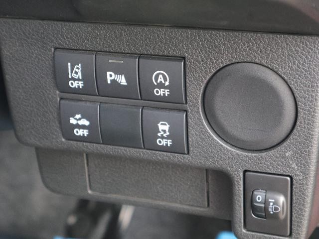 0403508A30261003W00215.jpg