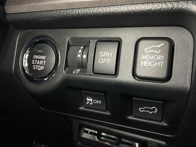 0504839A30260902W00119.jpg
