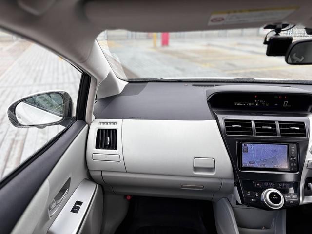 0541502A30260813W00217.jpg