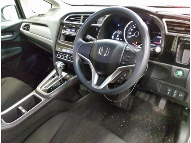 24035092_carP_l_15.jpg