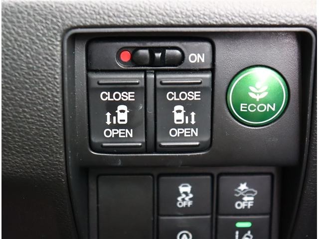 0551544A20261004G00213.jpg