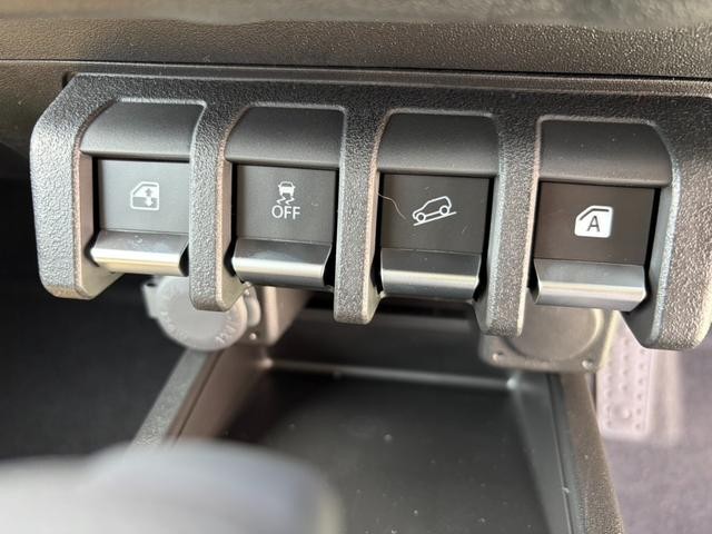 0500054A30260725W00115.jpg