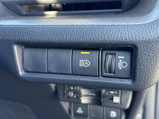 0204276A30261028W01018.jpg