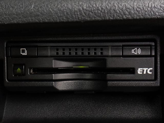 0560520A30261006W00910.jpg