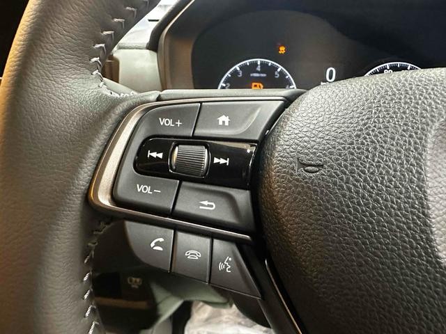 0704802A30260502W00109.jpg