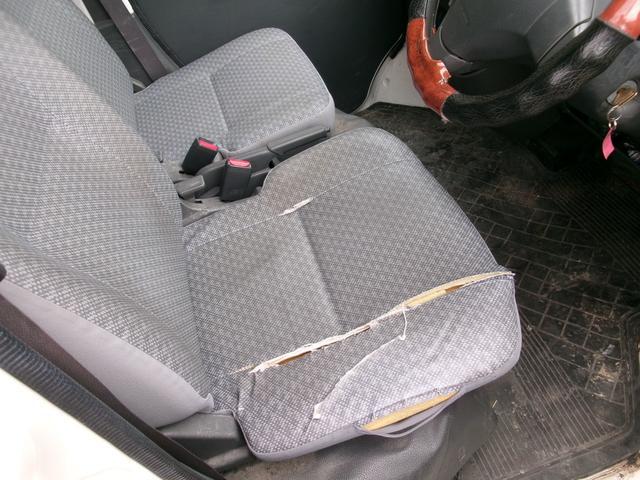 0705372A30250304W00608.jpg