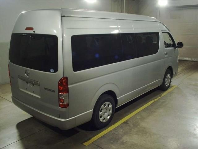 27012205_carP_l_3.jpg